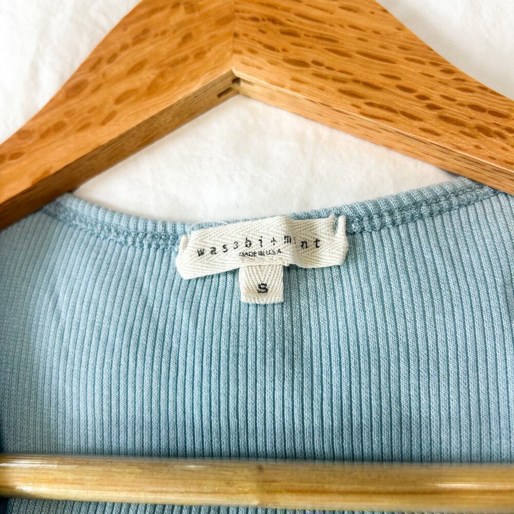 Wasabi + Mint Blue Ribbed Wrap Bodysuit Short Sleeve V-Neck Size Small - Picture 3 of 4
